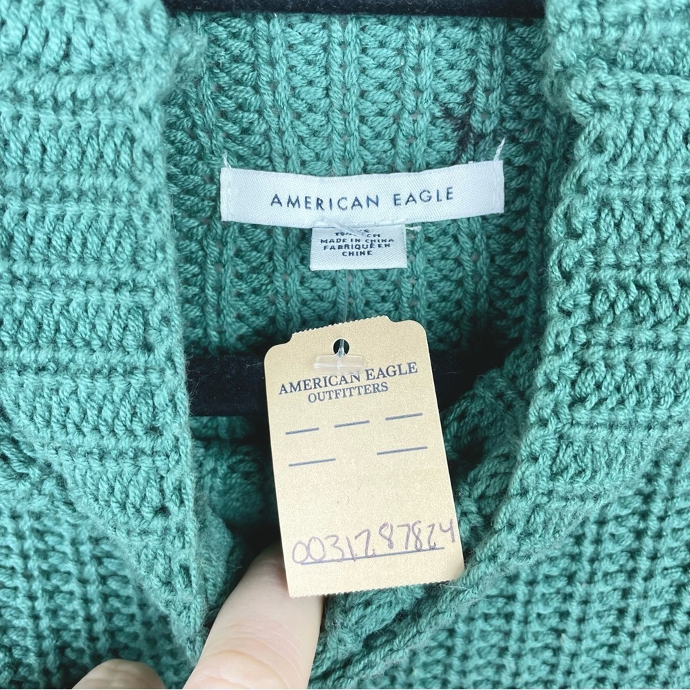 AMERICAN EAGLE OUTFITTERS Oversized Rainbow Striped Mock Neck Sweater Women's S - Picture 9 of 15